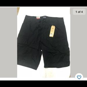 Men’s Levi black cargo shorts size 36